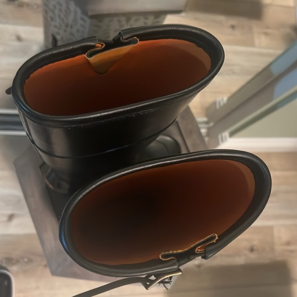 1 hour sale. KORS Michael Kors, black rain boots, tall wedge style, size 6 - Picture 6 of 11